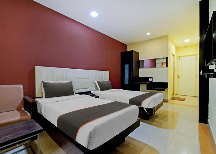 Collection O 81666 Cedar Hotel