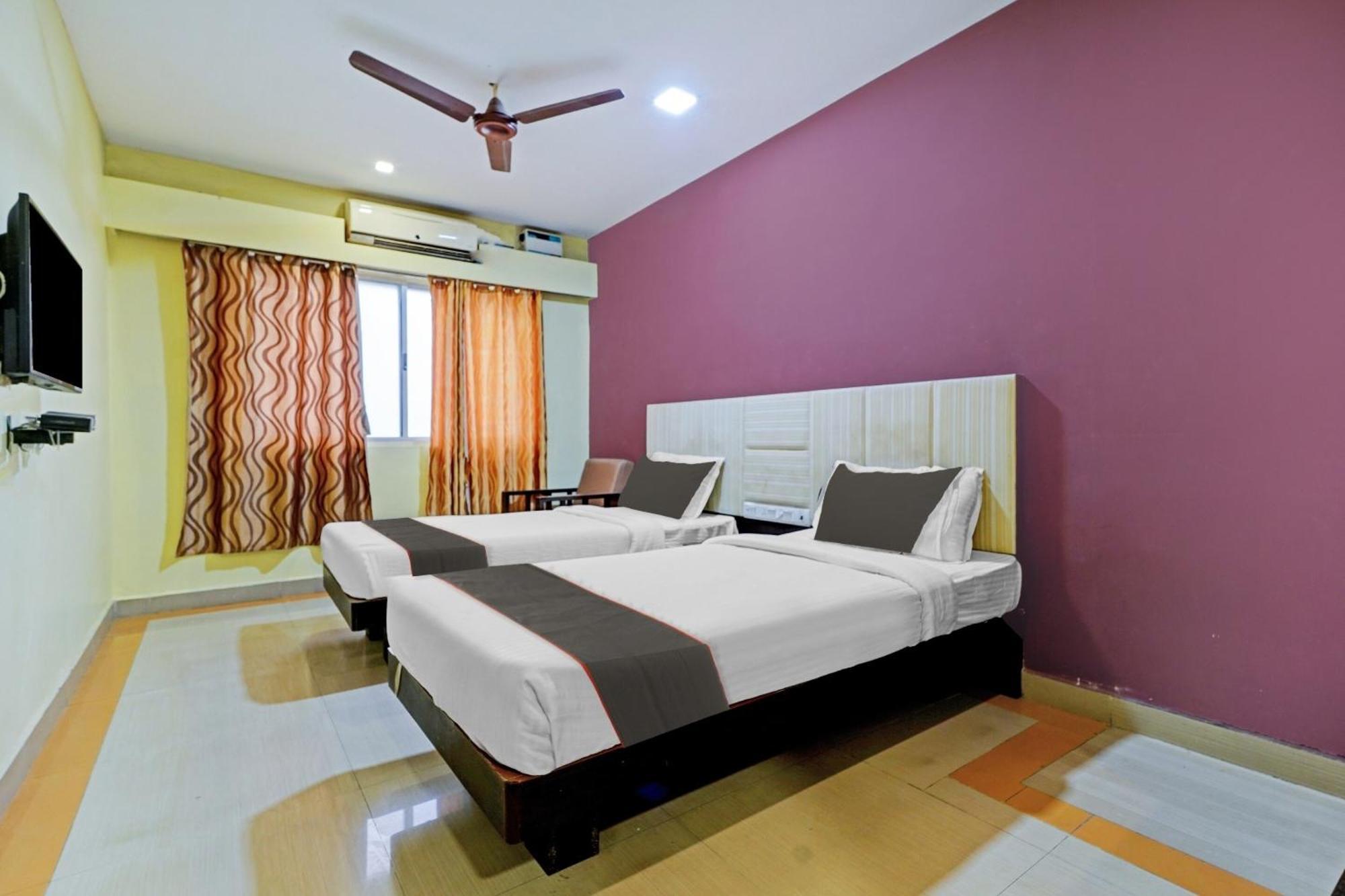 Hotel Collection O 81666 Cedar