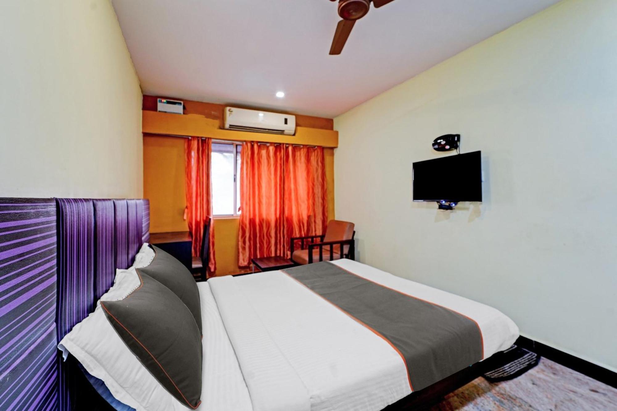 Collection O 81666 Cedar 3* Chennai